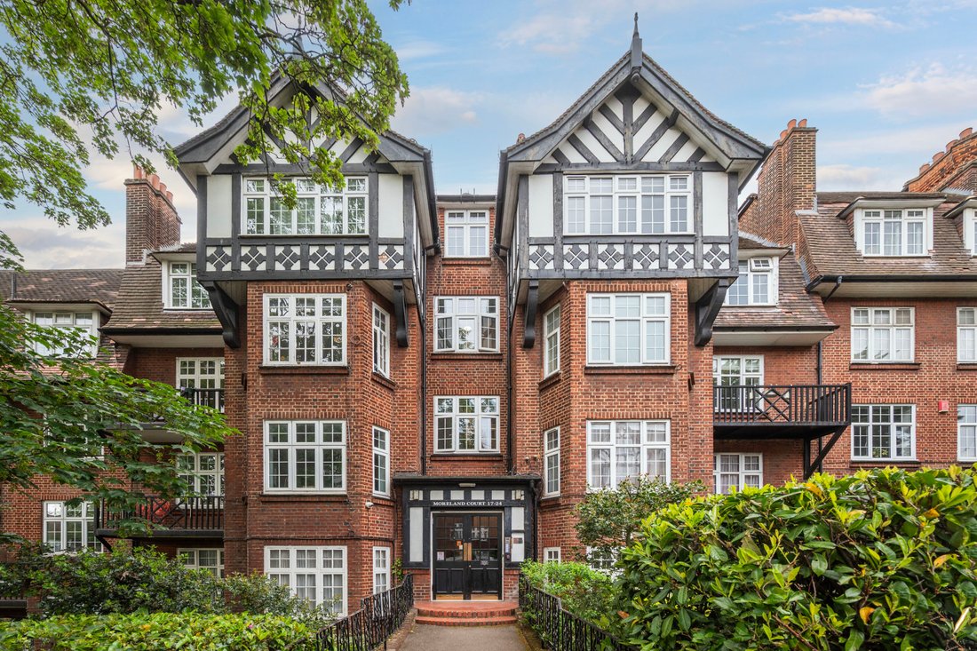 Apartment in Childs Hill, Barnet, England 1 - 18199699