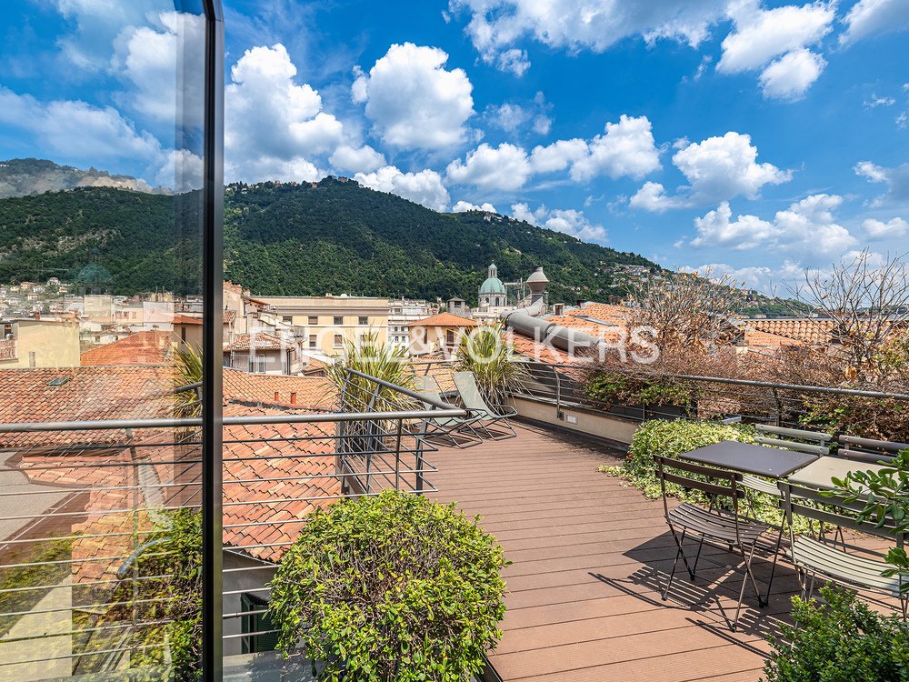 House in Historic Center, Como, Lombardy 2 - 18199281