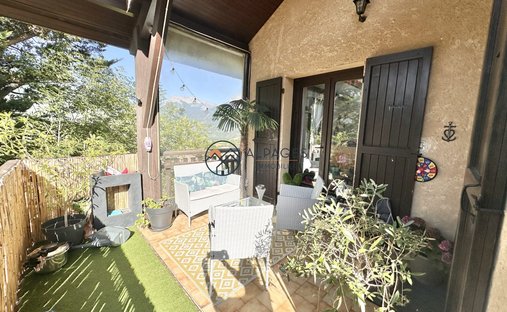 Chalet in Guillestre, Provence-Alpes-Côte d'Azur, France 1