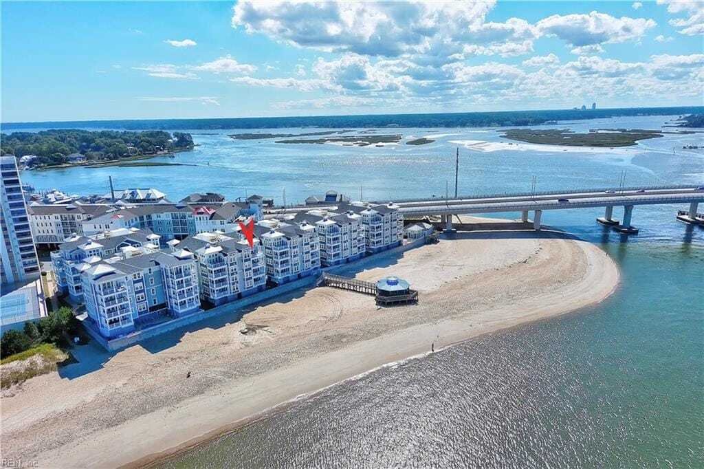Condo in Virginia Beach, Virginia, United States 1 - 18200937