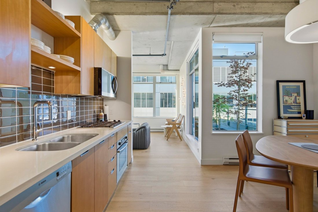 Condo in Vancouver, British Columbia, Canada 5 - 18205550