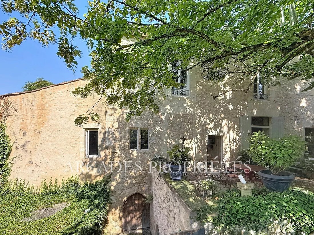 Estate in Frontenac, Nouvelle-Aquitaine, France 2 - 17835598