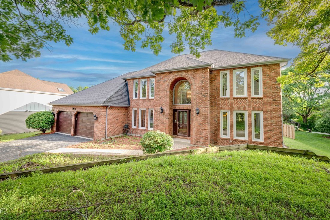 House in Bolingbrook, Illinois, United States 2 - 18205054