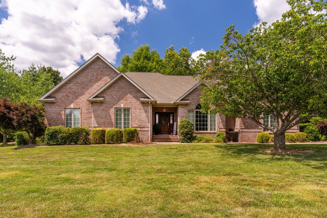 House in Herrin, Illinois, United States 2 - 18205010
