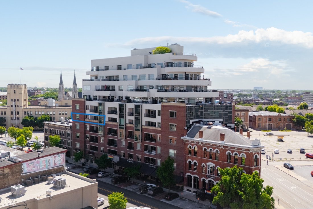 Condo in Indianapolis, Indiana, United States 2 - 18188379