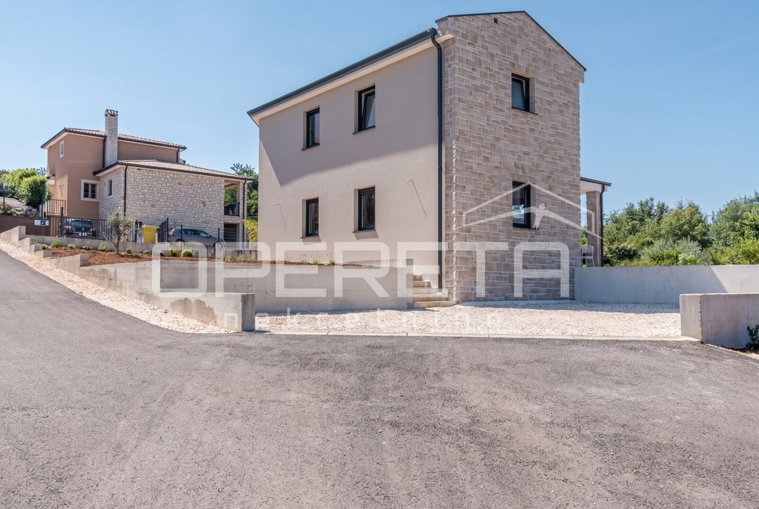 House in Mugeba -, Istria County, Croatia 2 - 16290934