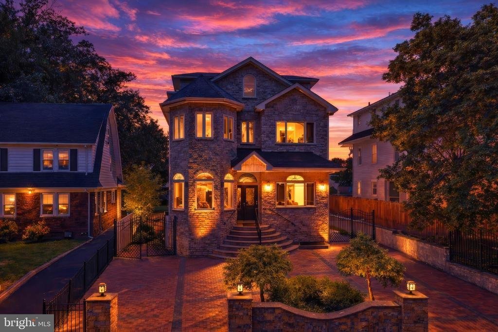 House in Elizabeth, New Jersey, United States 2 - 18200031
