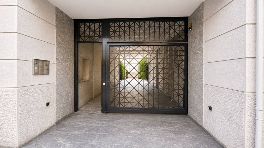 Apartment in Garibaldi - Porta Venezia, Milan, Lombardy 2 - 18206556