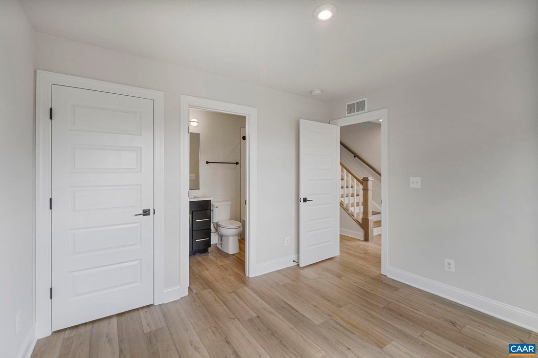 Condominio a Charlottesville, Virginia, Stati Uniti 5 - 18203542