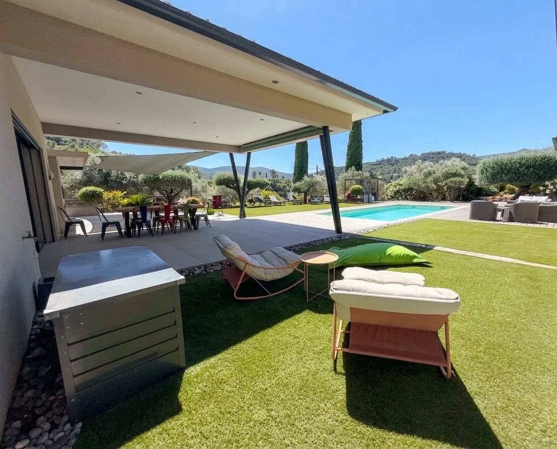 House in Solliès-Toucas, Provence-Alpes-Côte d'Azur, France 5 - 16958447