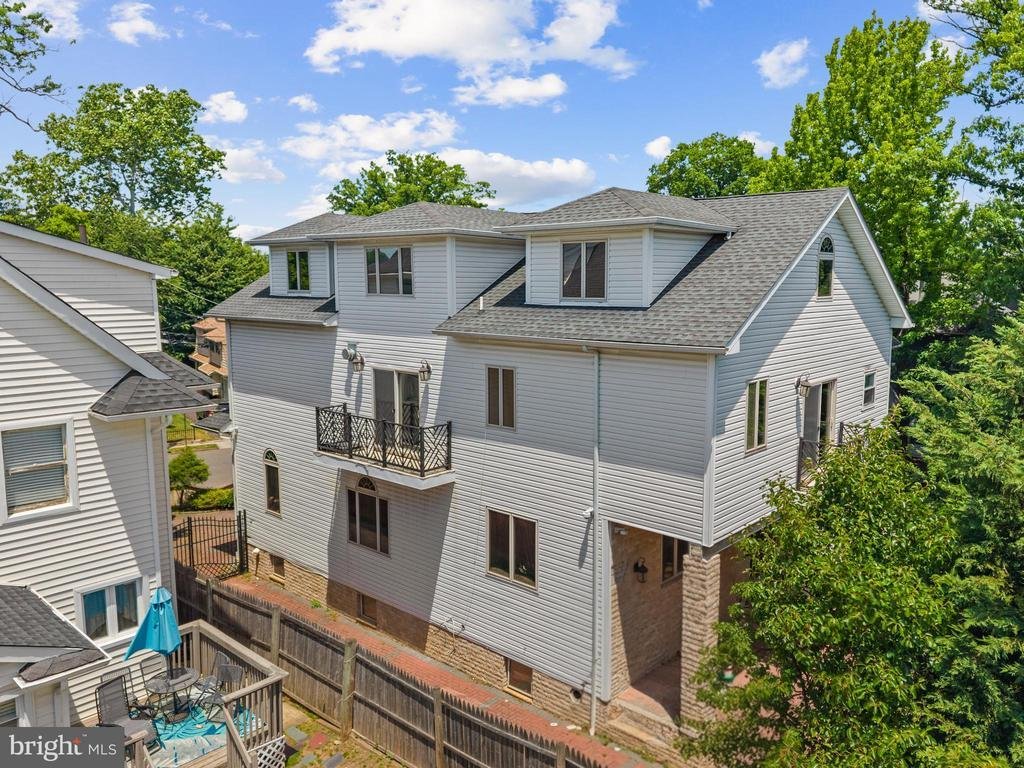 House in Elizabeth, New Jersey, United States 4 - 18200031