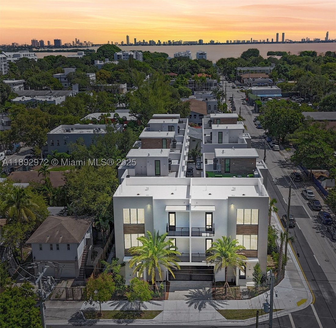 Townhouse in Miami, Florida, United States 4 - 16488567