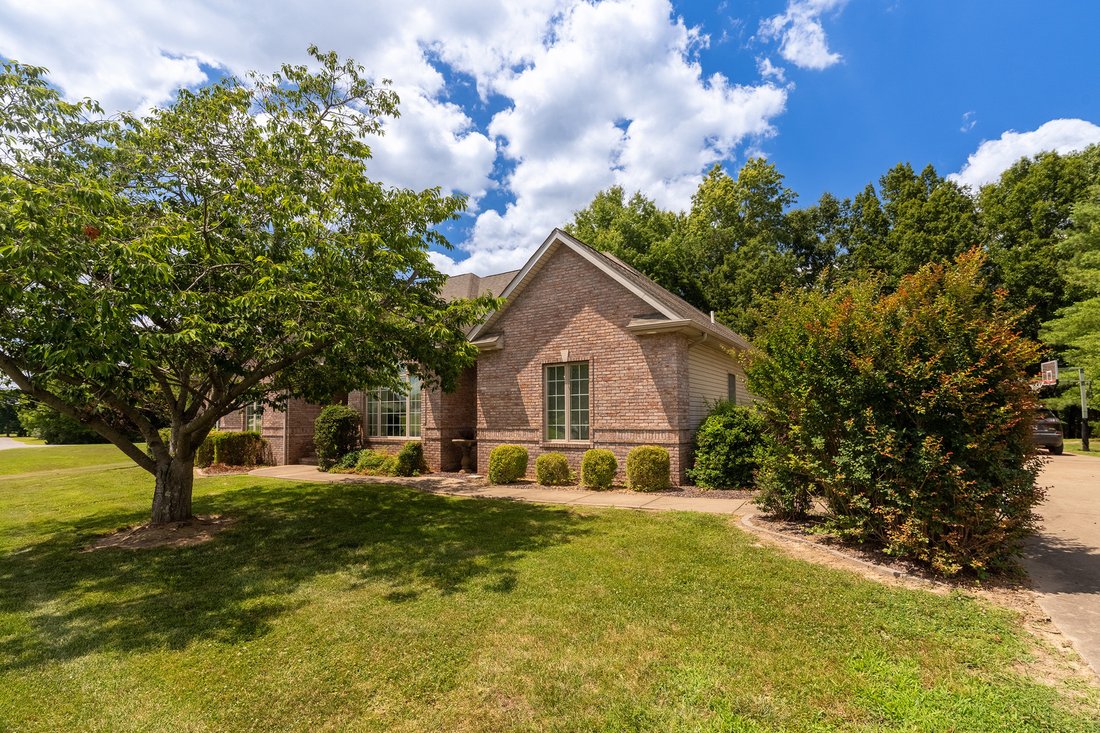 House in Herrin, Illinois, United States 3 - 18205010
