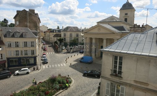 Appartement à Domaine National du Château, Versailles, France 1