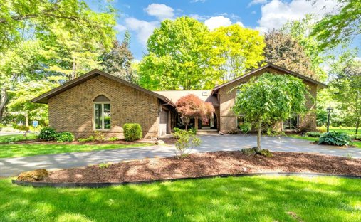 House in Troy, Michigan, United States 1