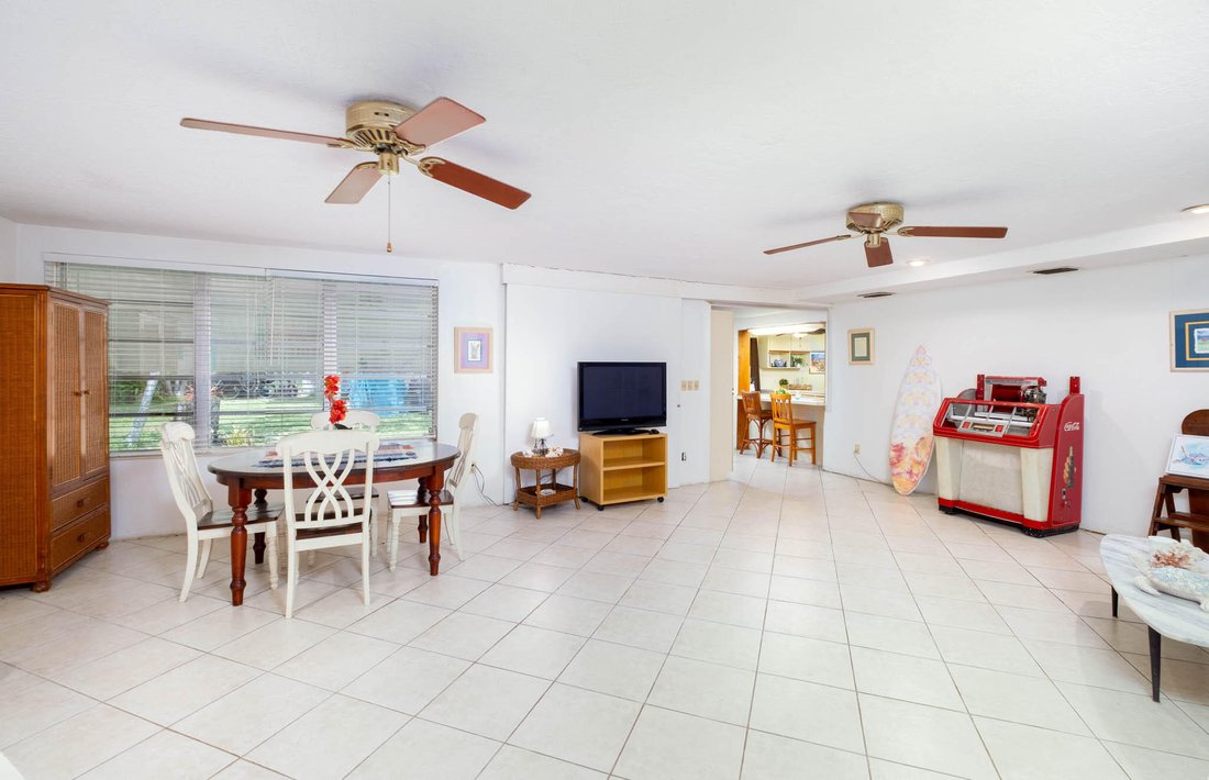Key Largo, Florida, United States 3 - 18201995