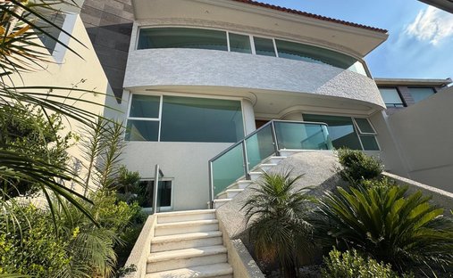 House in Rincón Verde, State of Mexico, Mexico 1