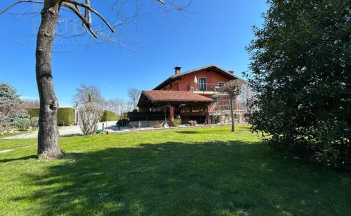 Villa à Borgo San Dalmazzo, Piémont, Italie 1
