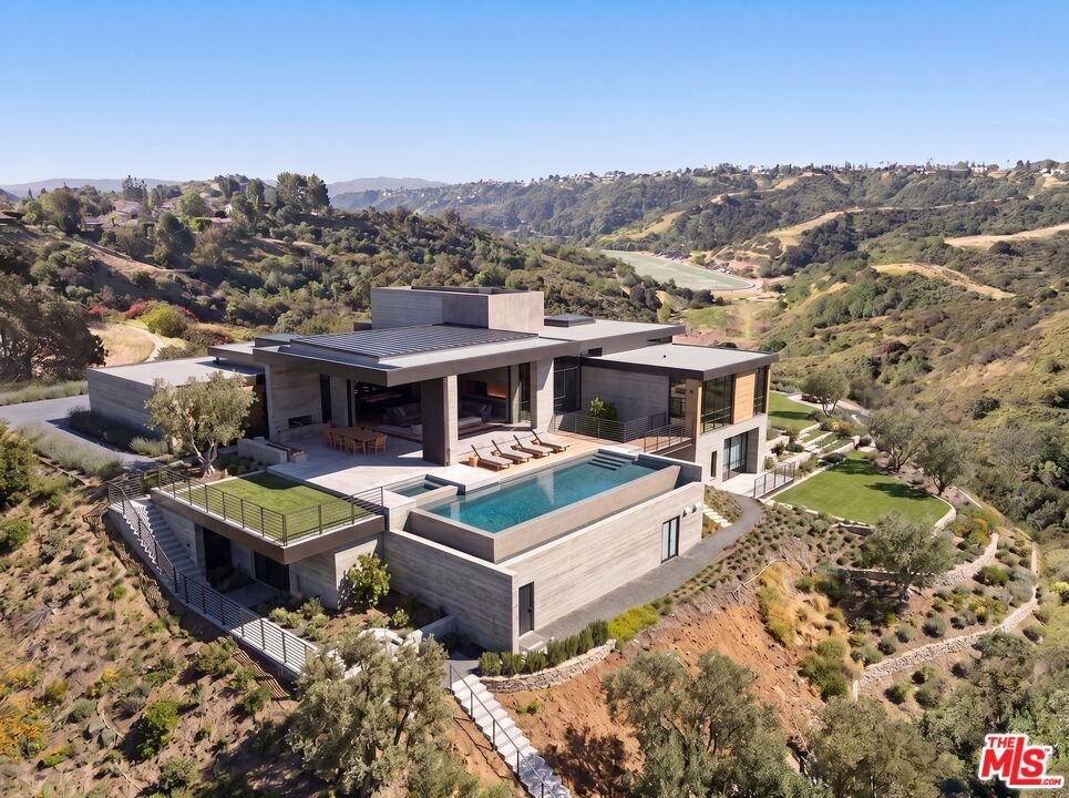 Land in Los Angeles, California, United States 4 - 18200886