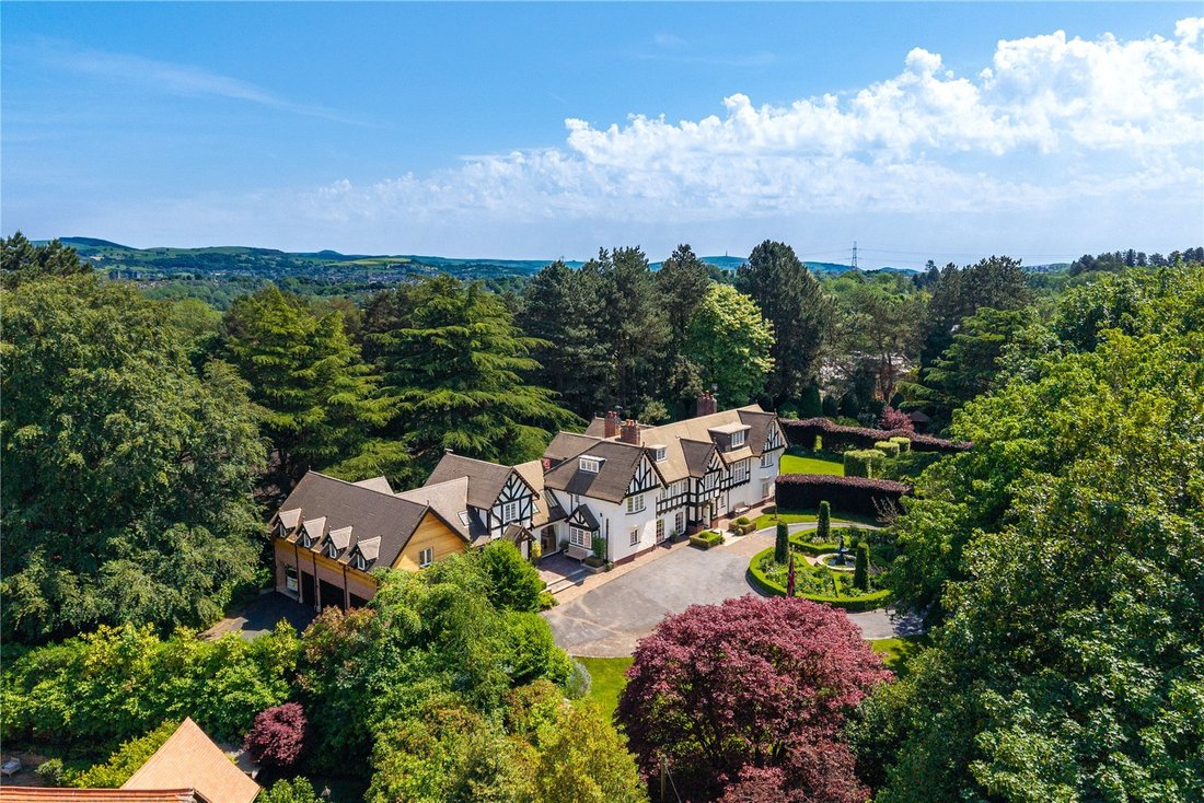 House in Prestbury, England 1 - 18201231