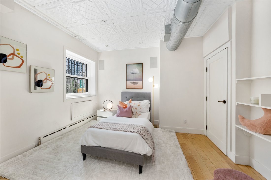 Co Op in New York, New York, United States 5 - 17429457