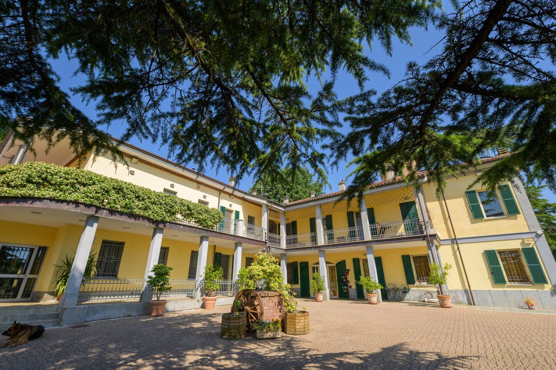 Estate in Esselunga - Sacred Heart - Pool Area, Valenza, Piedmont 1 - 18203479