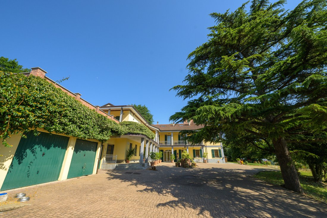 Estate in Esselunga - Sacred Heart - Pool Area, Valenza, Piedmont 2 - 18203479