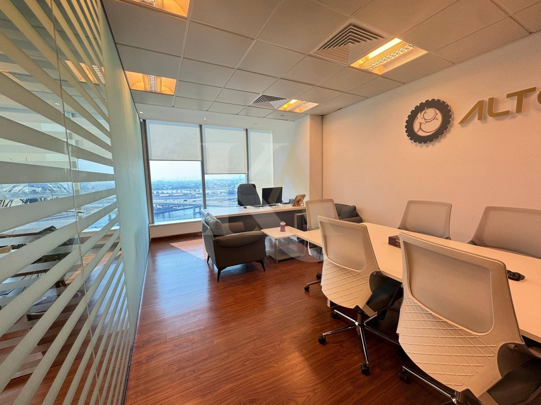 Business Bay, Dubai, United Arab Emirates 3 - 17218874