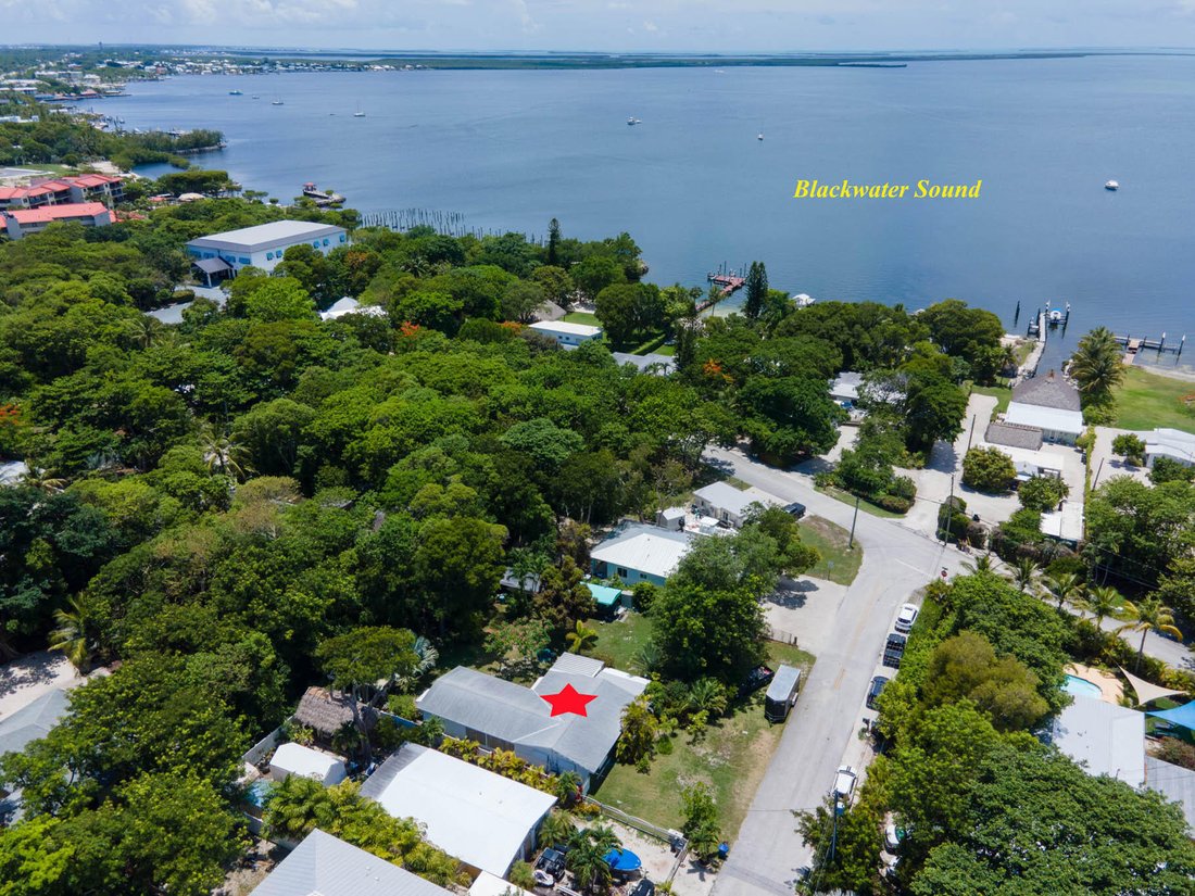 Key Largo, Florida, United States 1 - 18201995