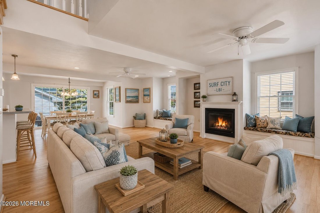 House in Ship Bottom, New Jersey, United States 5 - 18200019