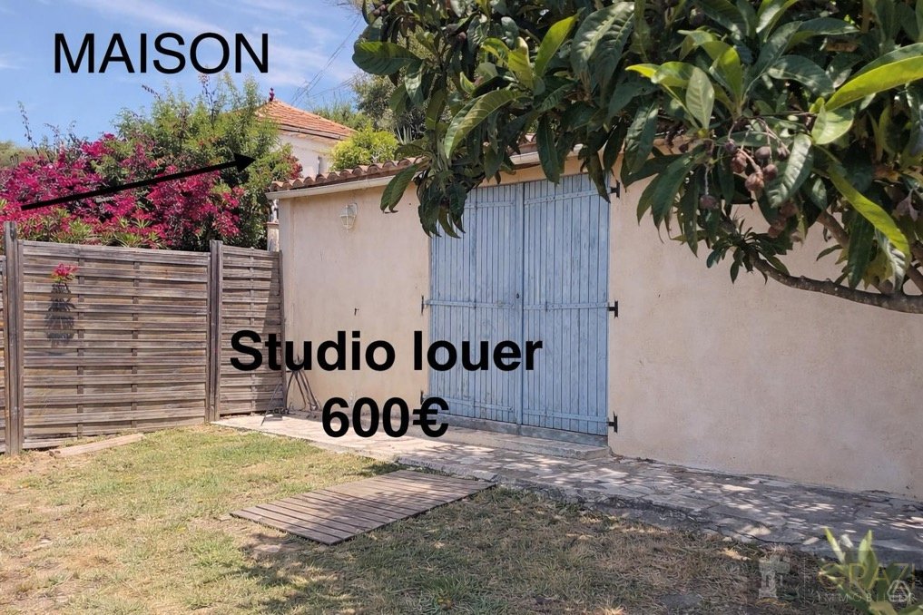 House in Le Revest-les-Eaux, Provence-Alpes-Côte d'Azur, France 2 - 18204311