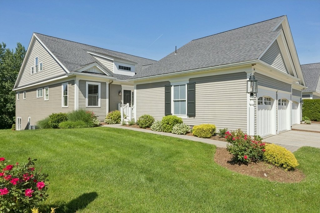 Condo in Northborough, Massachusetts, United States 1 - 18204079