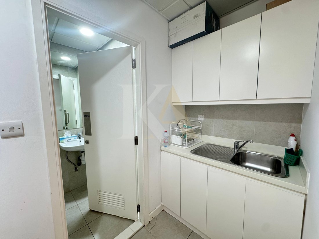 Business Bay, Dubai, United Arab Emirates 5 - 17218874