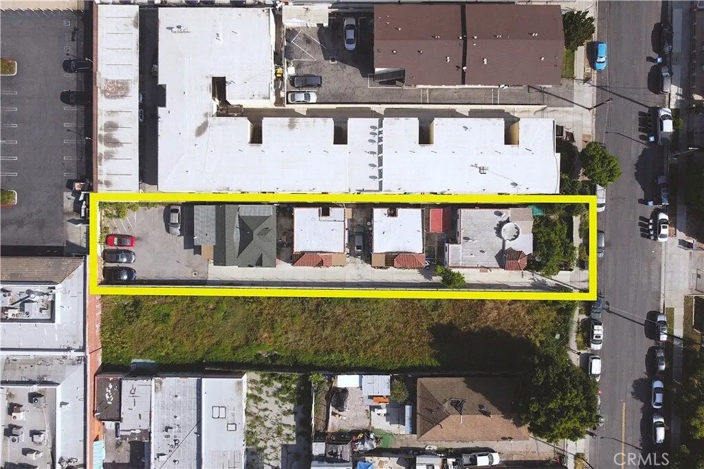 Los Angeles, California, United States 2 - 18204651