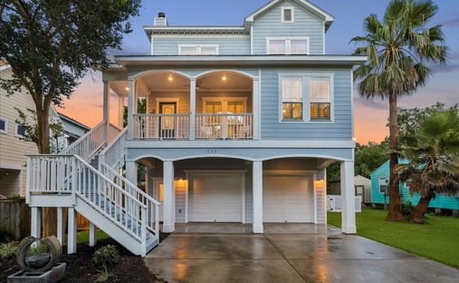 House in Clear Lake Shores, Texas, United States 1