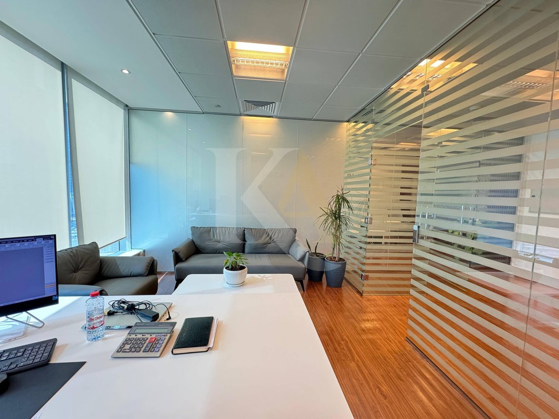 Business Bay, Dubai, United Arab Emirates 4 - 17218874