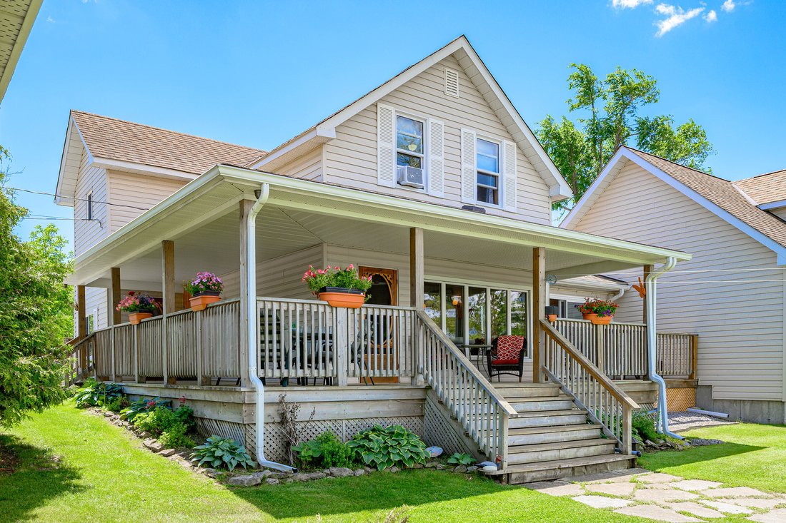 House in Kawartha Lakes, Ontario, Canada 3 - 18202550