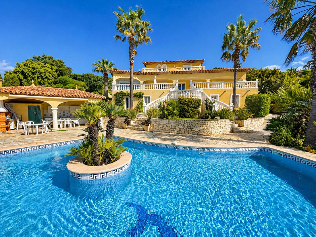 Villa in Les Issambres, Roquebrune-sur-Argens, France 1 - 18201848