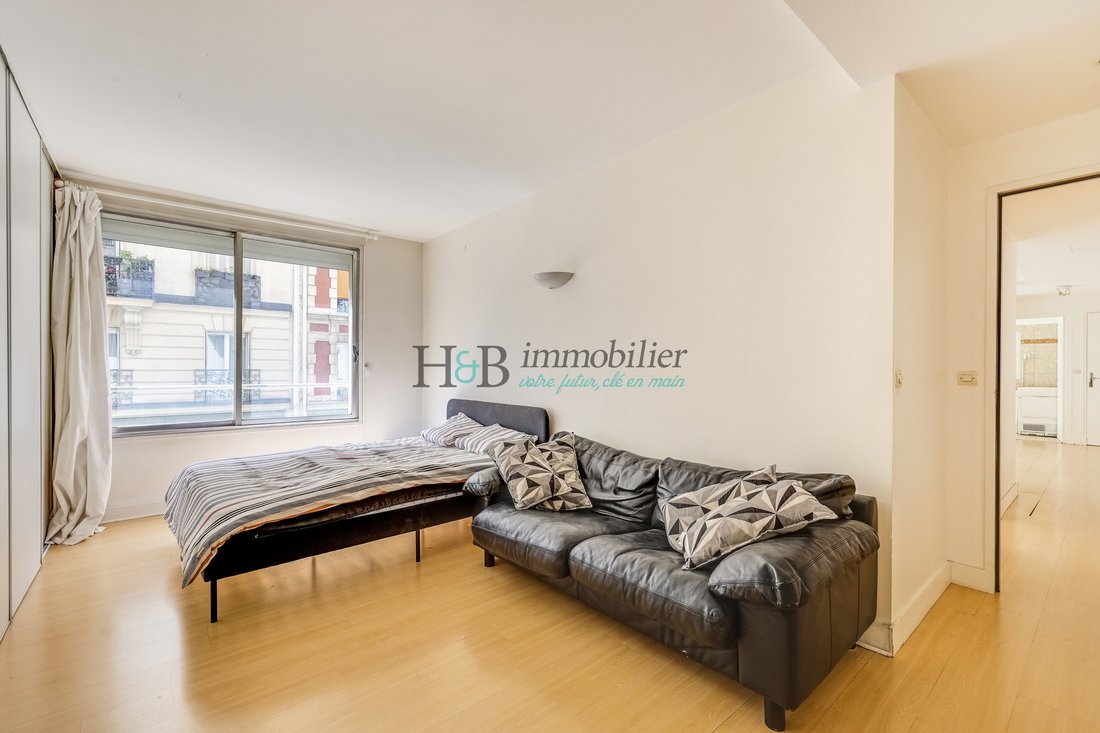 Apartment in Pereire-Malesherbes, Paris 17e Arrondissement, Paris 4 - 18200745