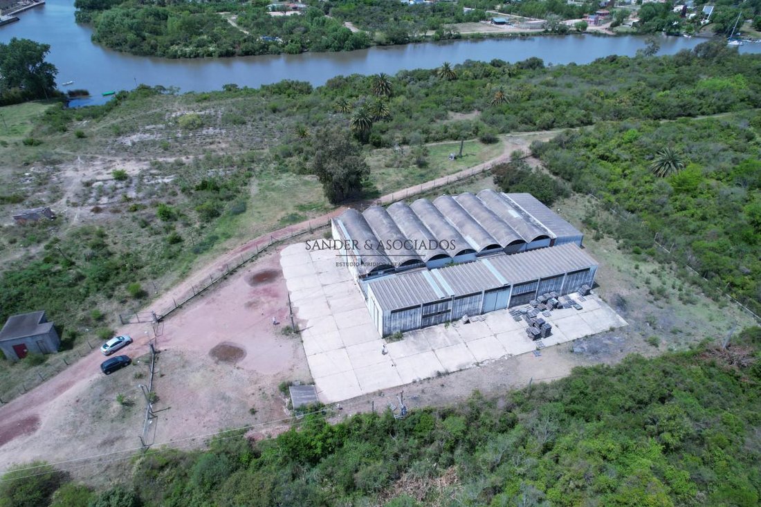 Land in Carmelo, Colonia Department, Uruguay 1 - 18202585