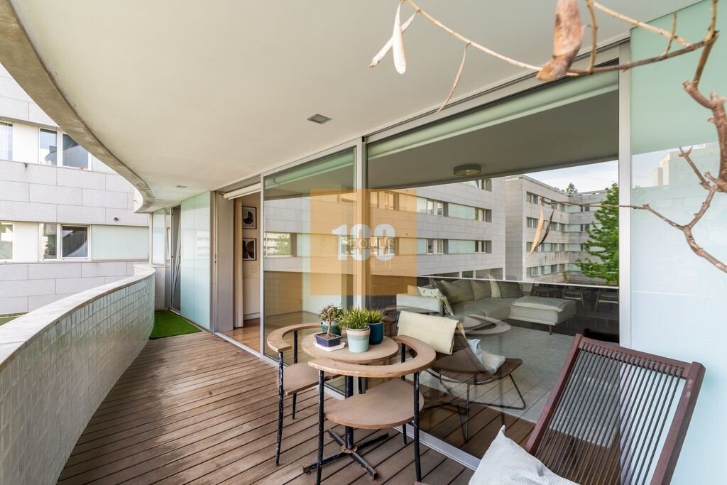 Apartment in Lordelo do Ouro e Massarelos, Porto District, Portugal 1 - 18205823