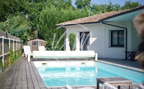 House in Ares, Nouvelle-Aquitaine, France 1