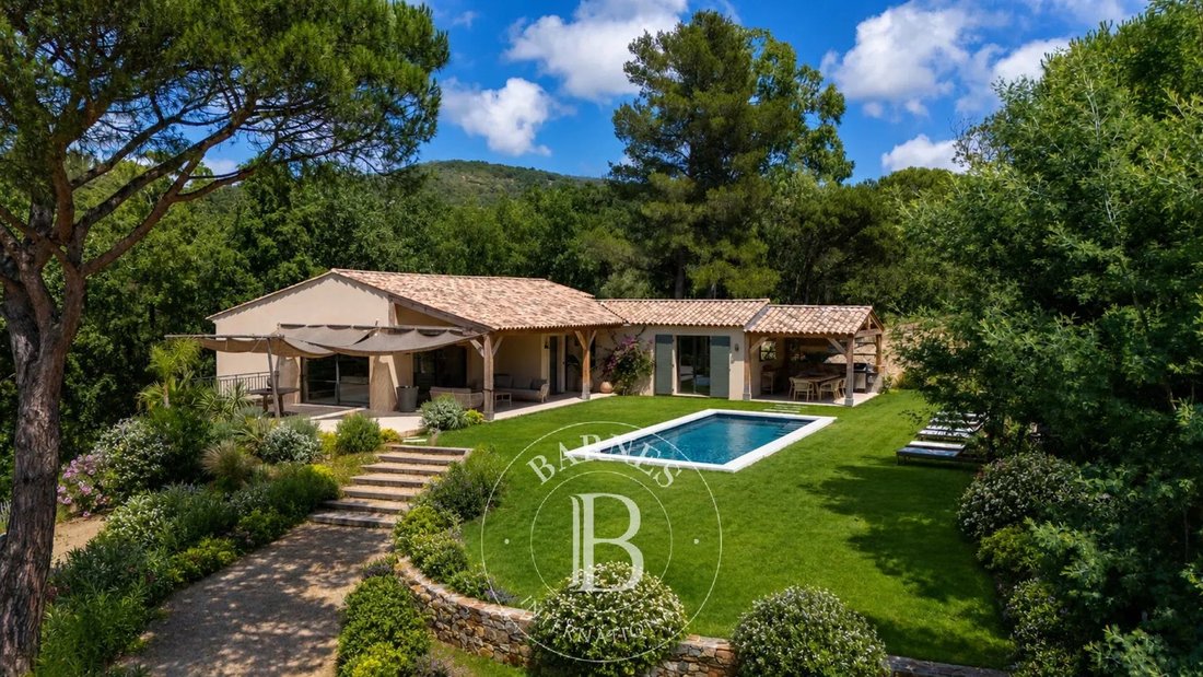 House in La Croix-Valmer, Provence-Alpes-Côte d'Azur, France 3 - 18073119