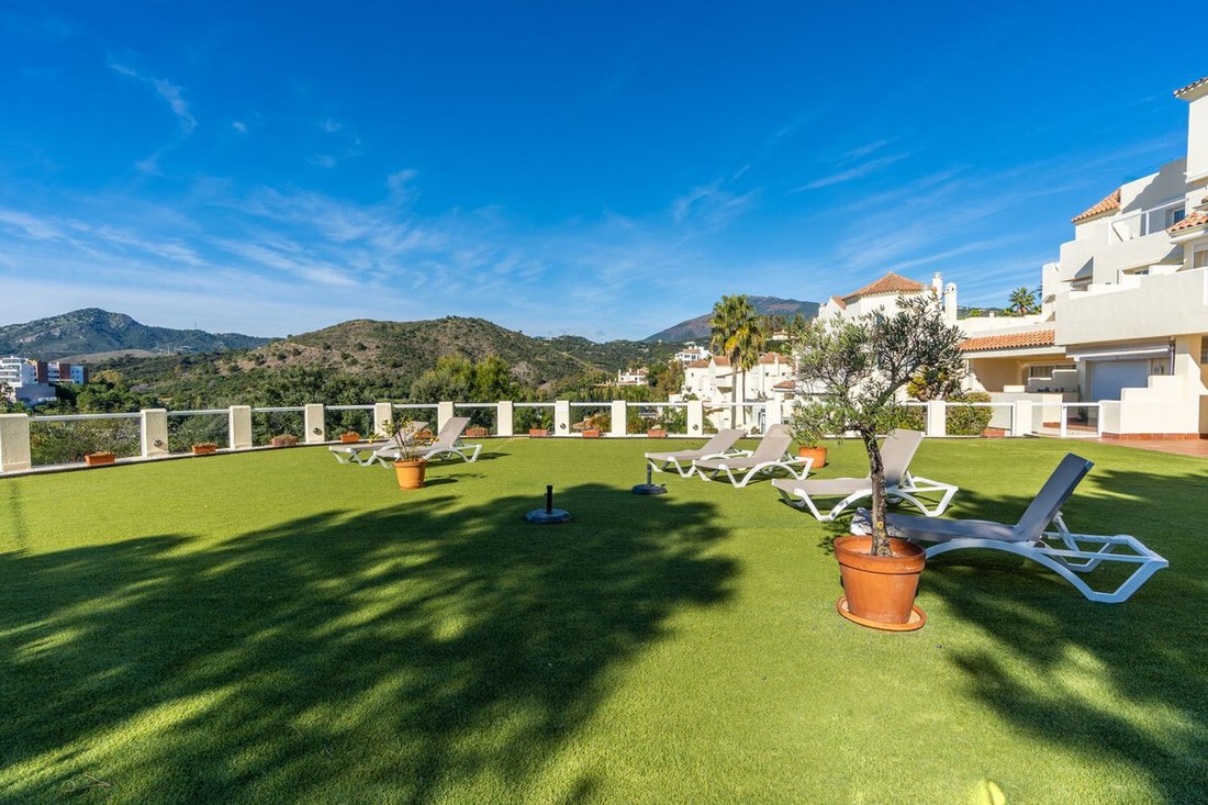 Apartment in Benahavis, Andalusia, Spain 4 - 18201673