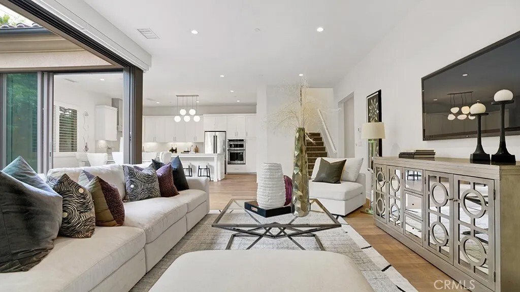 House in Irvine, CA, United States 3 - 17435376