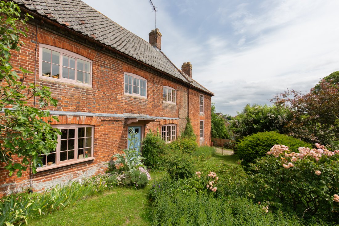 House in Wighton, England 2 - 16183302