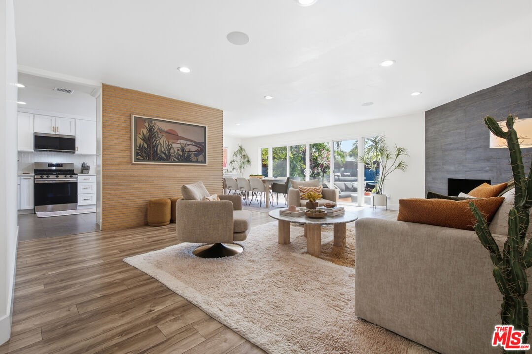 House in Los Angeles, California, United States 4 - 18200860