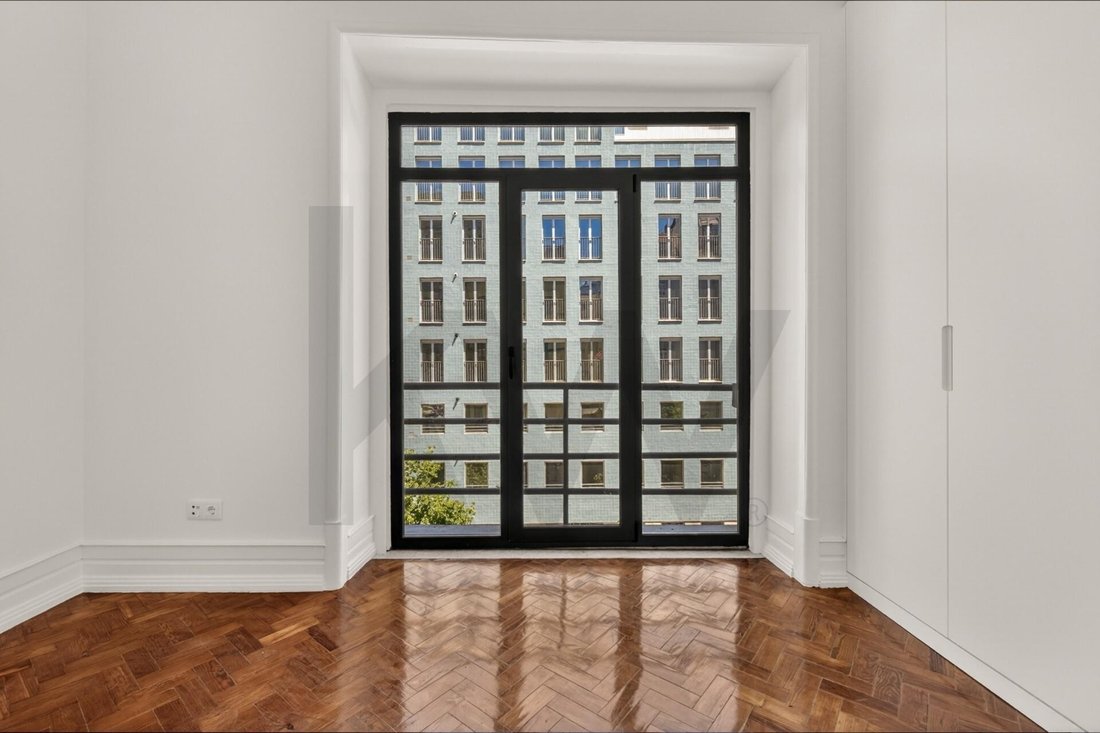 Apartment in Arroios, Lisbon, Portugal 4 - 18200048