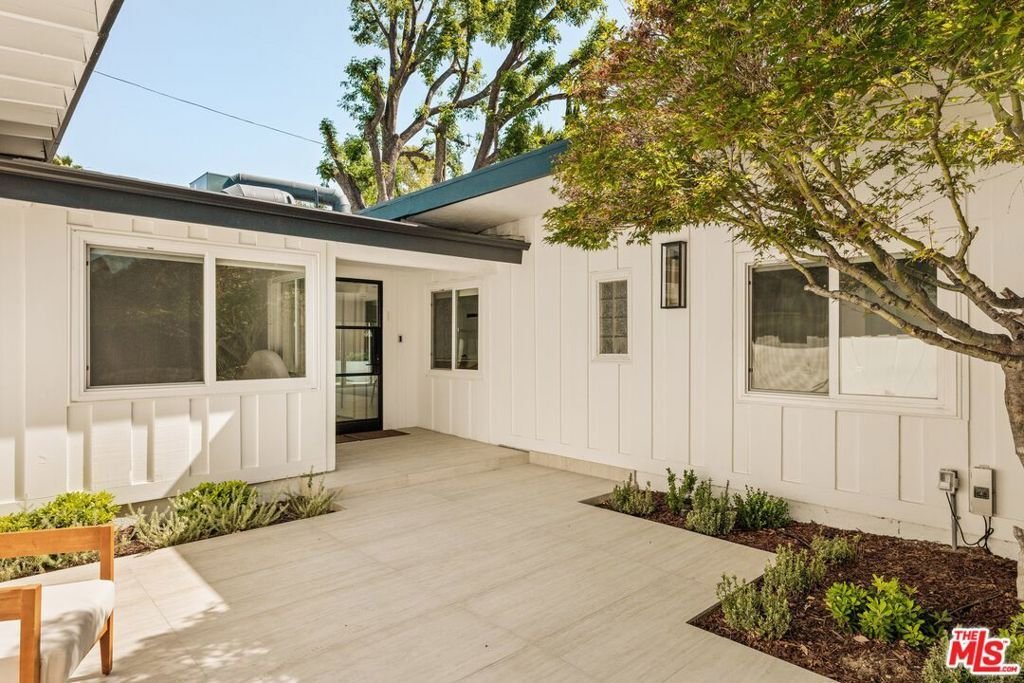 House in Los Angeles, California, United States 3 - 18200182