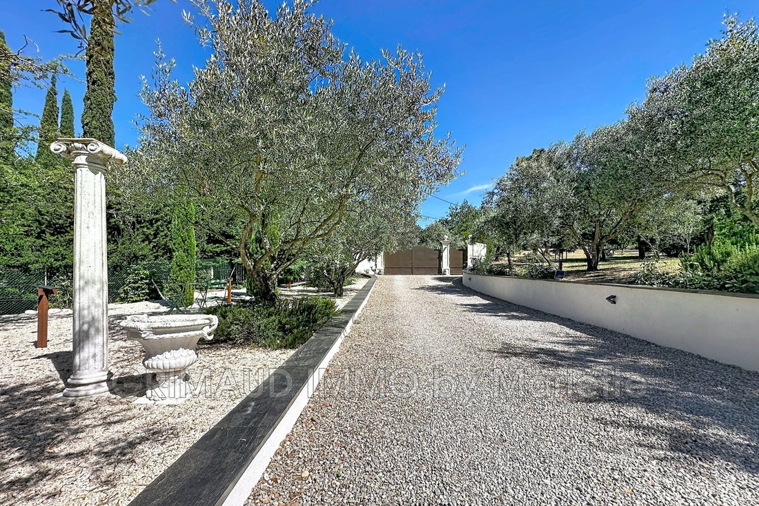 Villa in Partie Nord-Ferrieres-Cadenades-Rouviere, Le Muy, France 4 - 18201072